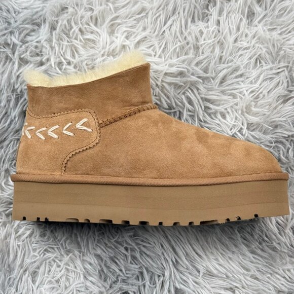 UGG Shearling Thick-Sole Snow Boots - Picture 2 of 8